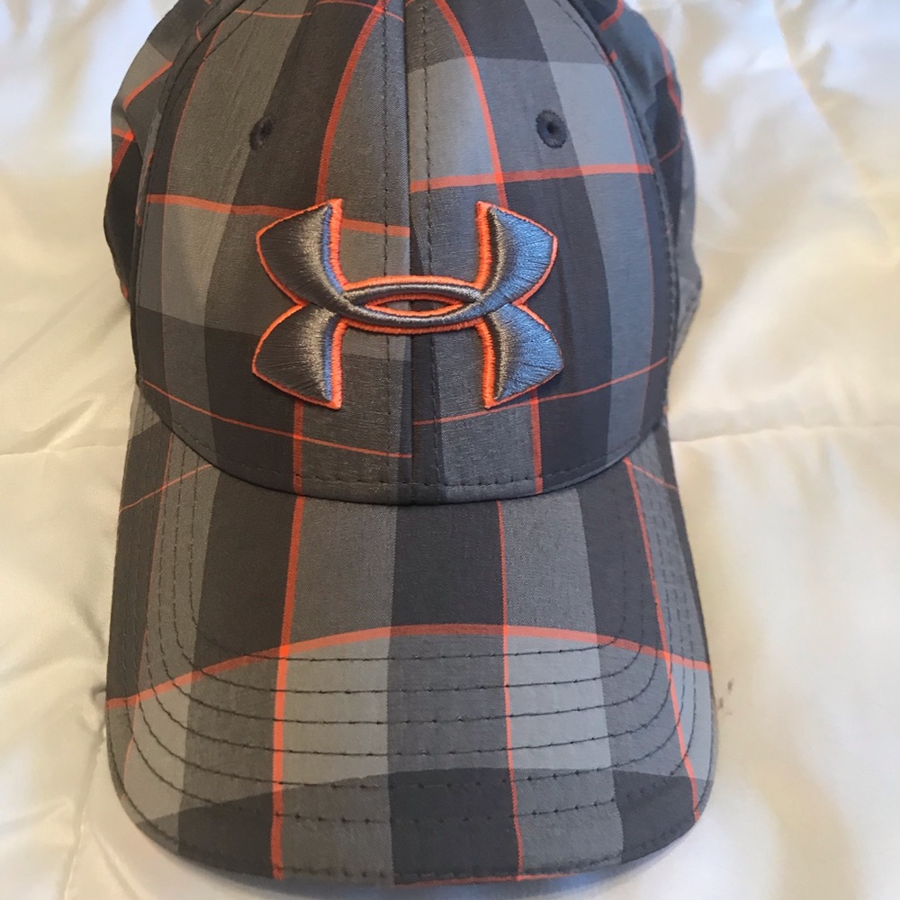 Under Armour hat